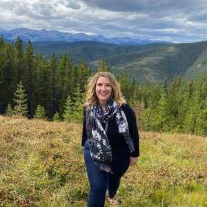 Meet your Posher, Carly